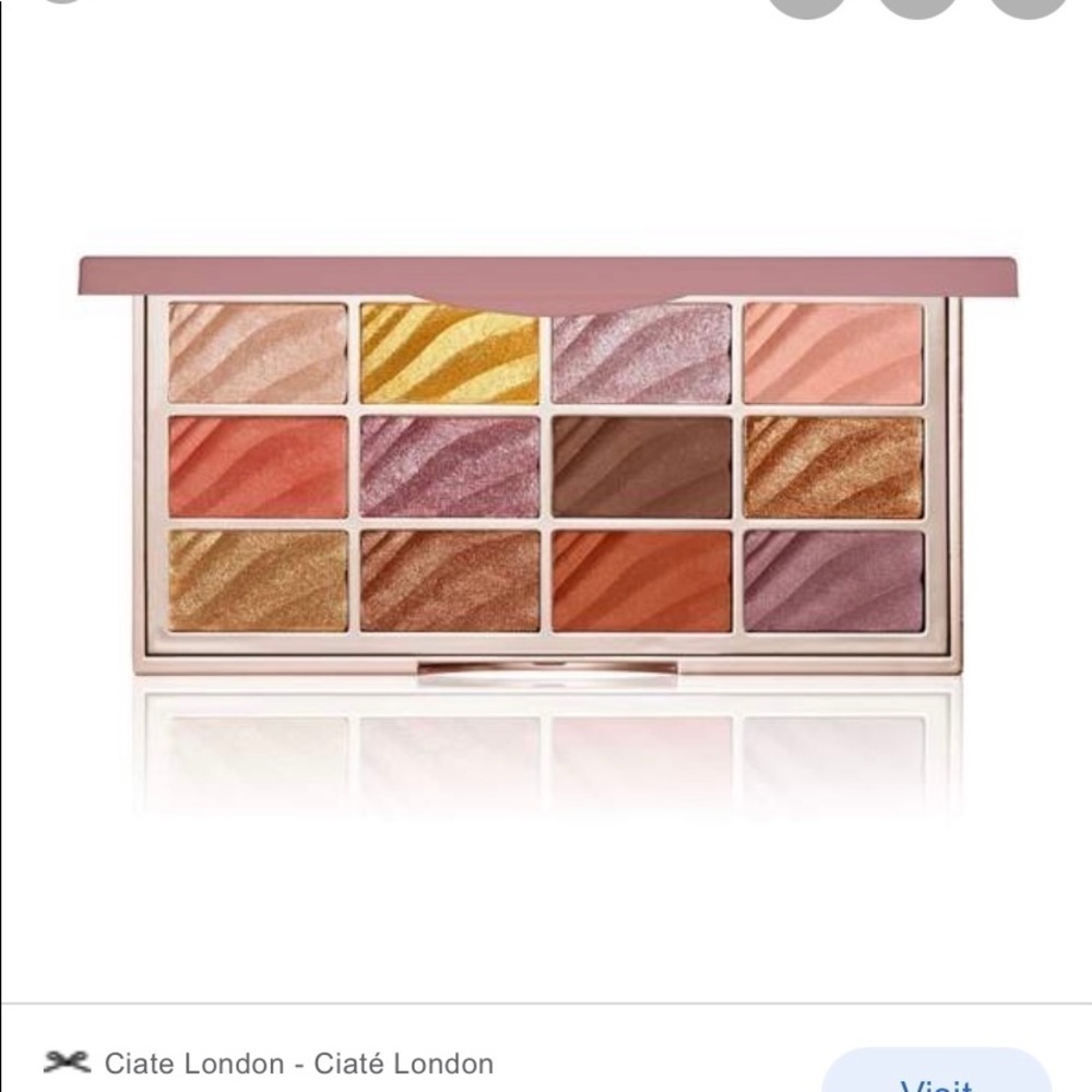 Ciate‎ velvet eyeshadow palette
